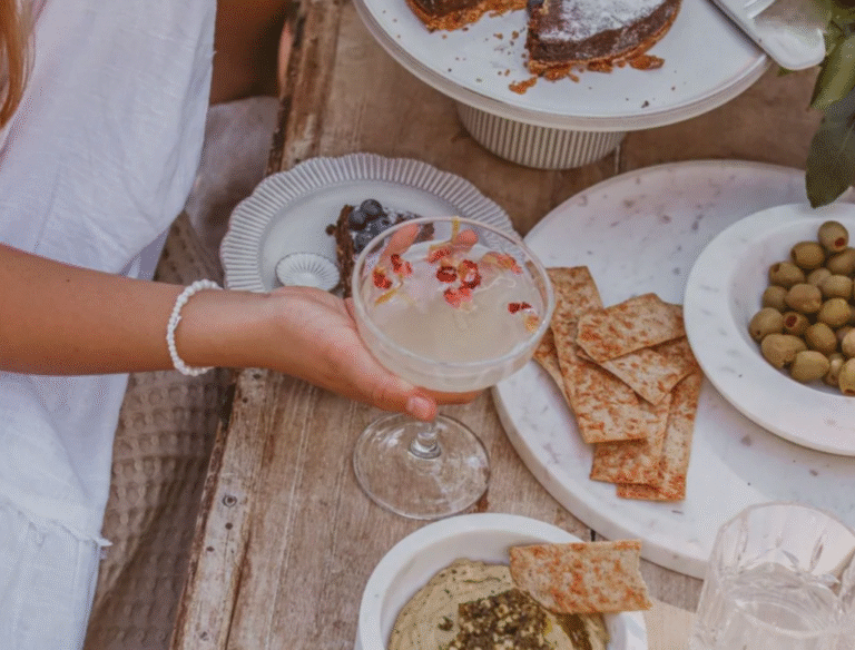 Elegant Glassware Choices to Enhance Your Dining and Entertaining Experience Elegant Glassware Choices